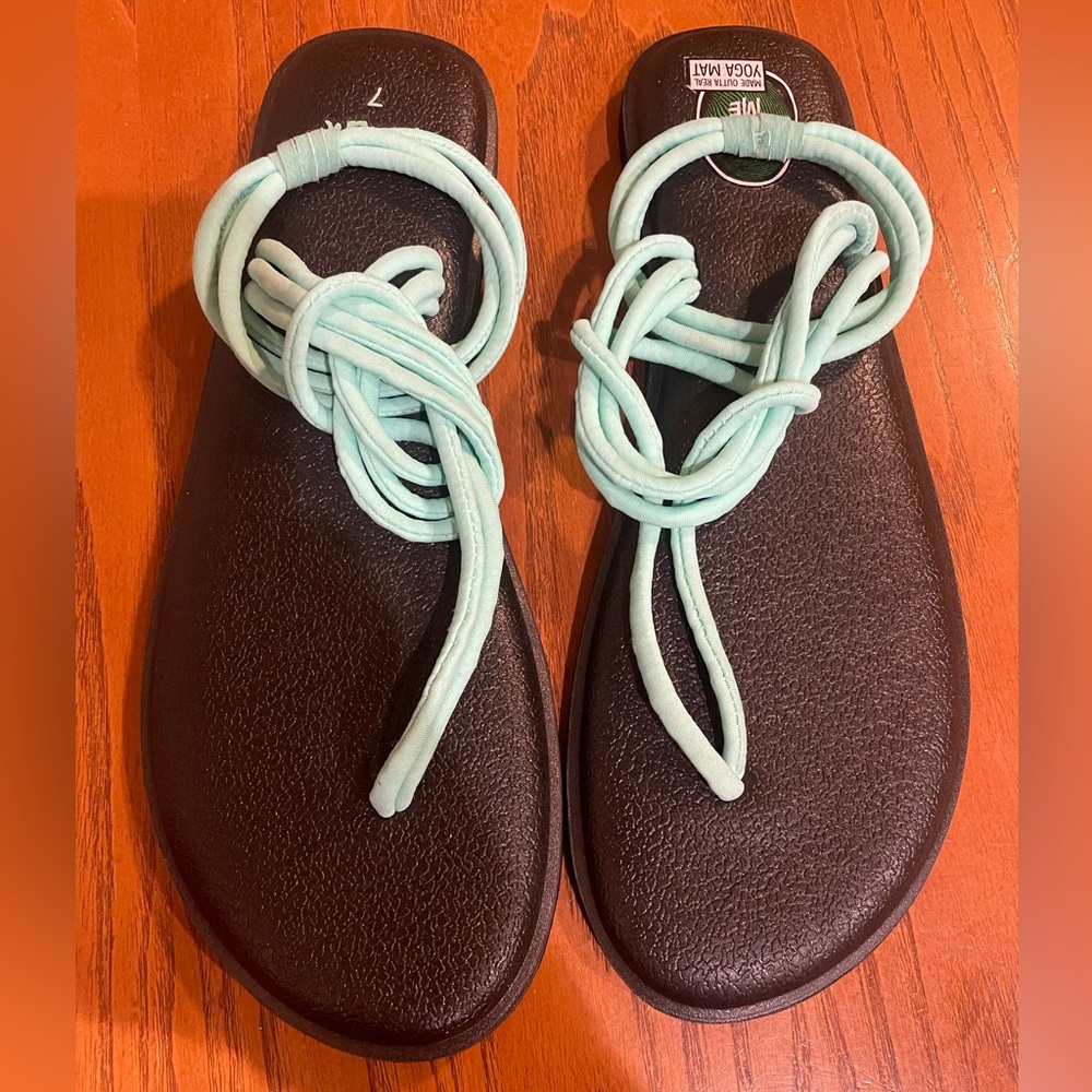 Sanuk Yoga Sunshine Sandal Size 7 Color Teal NWOT